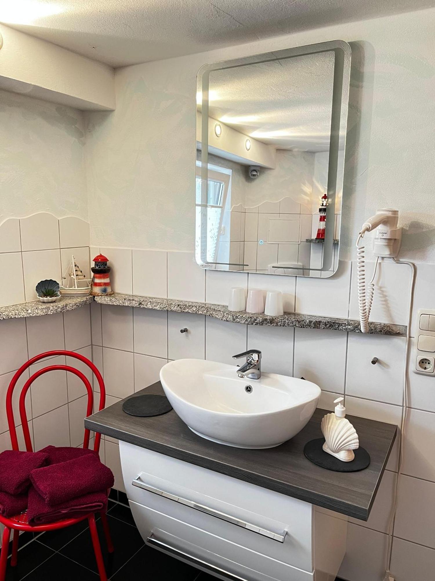 Ferienwohnung Im Leuchtturmort באסטורף מראה חיצוני תמונה